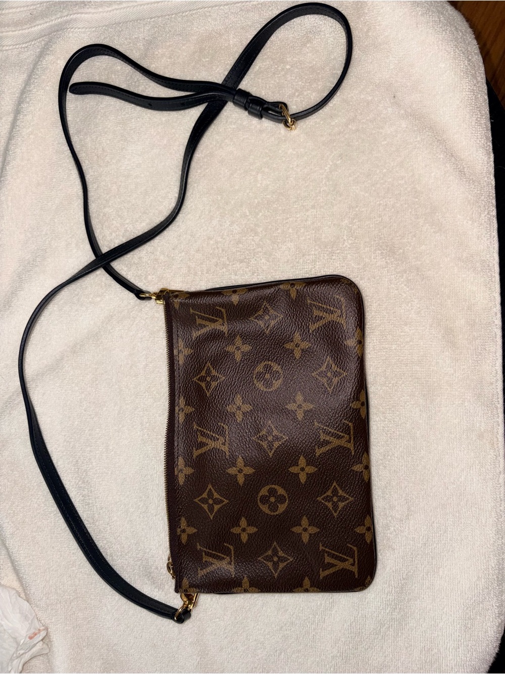 Louis Vuitton Monogram Giant Reverse Double Zip Pochette